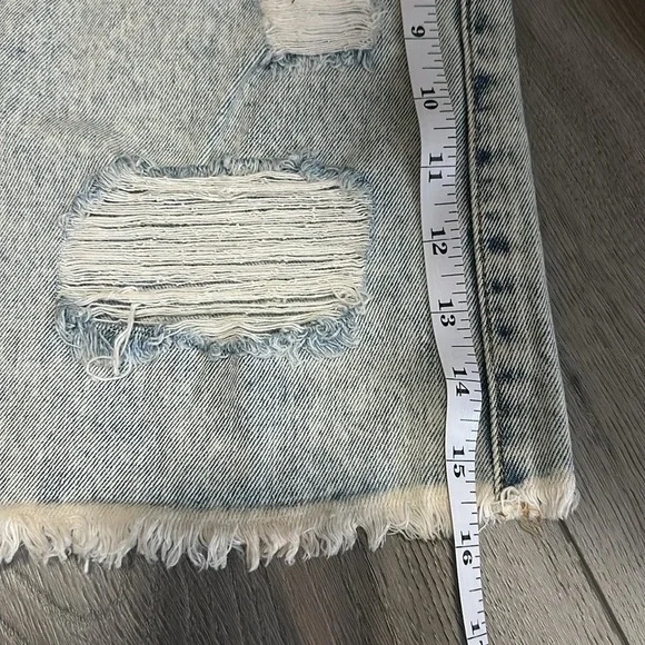 Forever 21 Denim Distressed Skirt - Blue size small - Picture 7 of 7